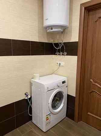 Оренда Квартира 1-кімнатна на ул. Михаила Драгоманова, 2 Kiev