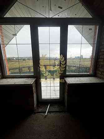 Продаж Будинок 6-кімнатний на Старосельская ул., 23 