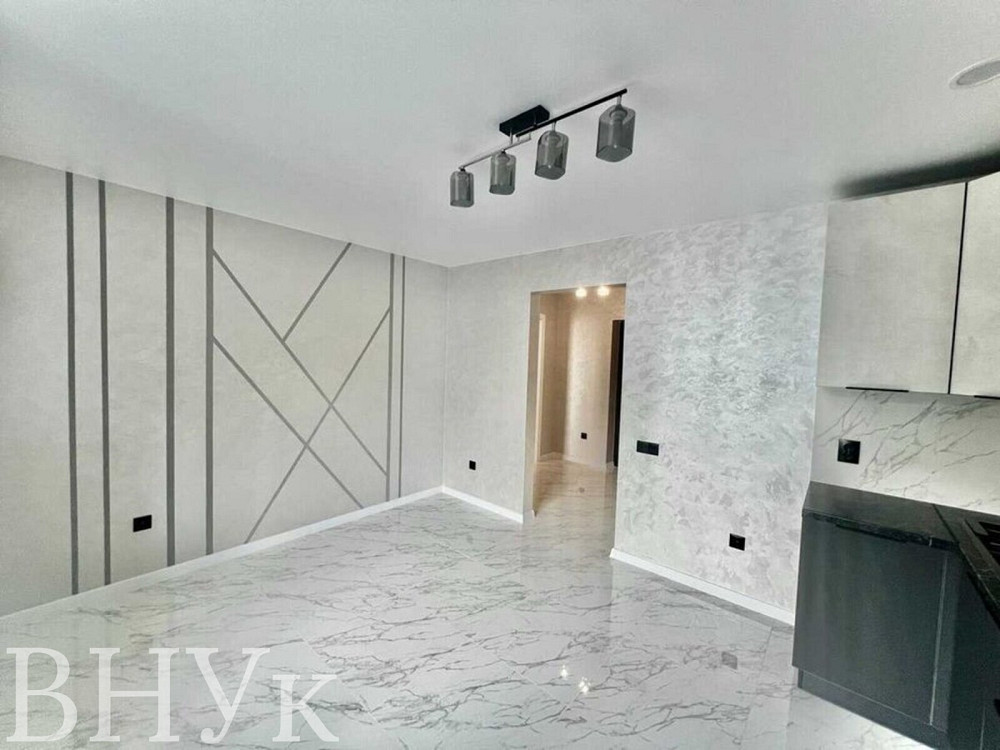 Продаж Квартира 1-кімнатна, 7/10 поверх на Рівненська Луцьк - фото 1