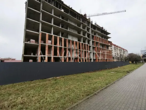 For sale 1-room Apartment 41 sq.m Капушанська 145е Uzhhorod