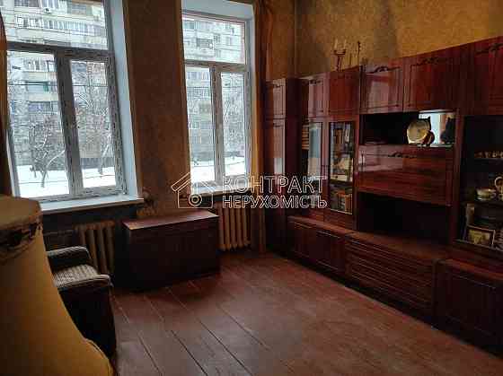 Продаж Квартира 4-кімнатна, 2/3 поверх на вул. Молочна Kharkiv