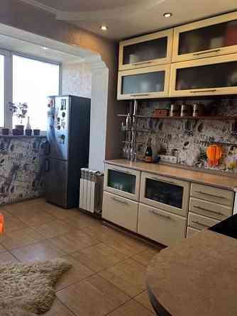 Оренда Квартира 1-кімнатна, 12/16 поверх на ул. Санаторная, 18 Київ