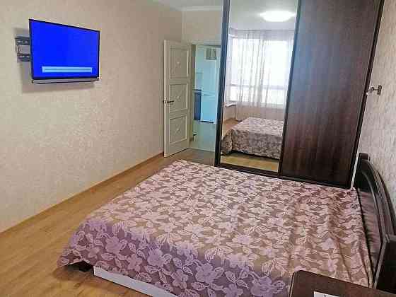 Оренда Квартира 2-кімнатна, 16/25 поверх на ул. Заречная Київ