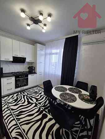 Продаж Квартира 2-кімнатна, 3/4 поверх на Перемоги Ужгород