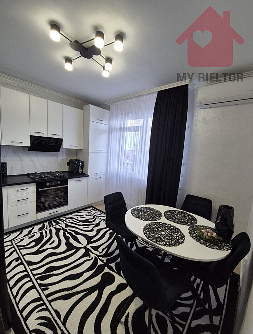 Продаж Квартира 2-кімнатна, 3/4 поверх на Перемоги Ужгород - изображение 1