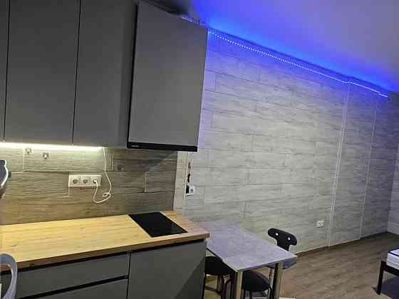 Оренда Квартира 1-кімнатна, 8/16 поверх на вул Магістральна, 33 Київ