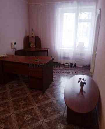 Оренда офісне приміщення на Институтская ул. поверх - 1/5 Київ