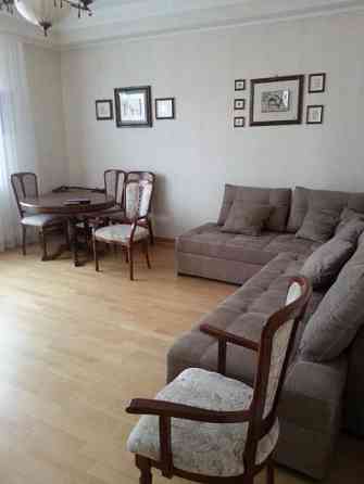 Оренда Квартира 2-кімнатна, 5/7 поверх на ул. Костельная Київ