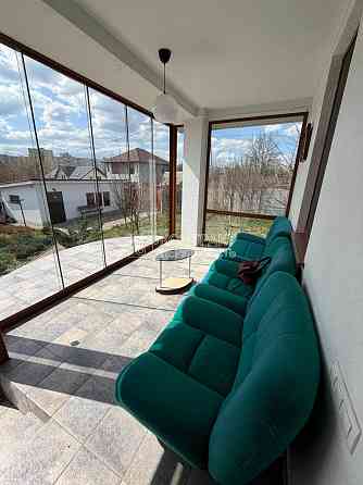 Продаж Будинок 3-кімнатний на вул. Науки Kharkiv