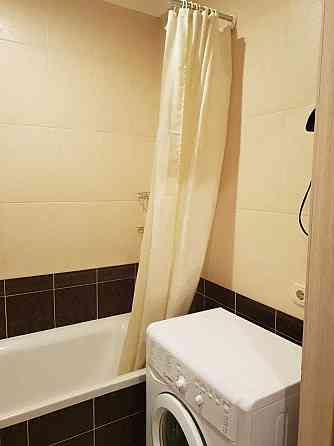 Оренда Квартира 1-кімнатна, 8/9 поверх на Драгоманова, 7а Київ