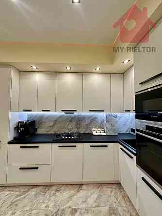 Продаж Квартира 1-кімнатна, 2/3 поверх на Хіри О. Ужгород