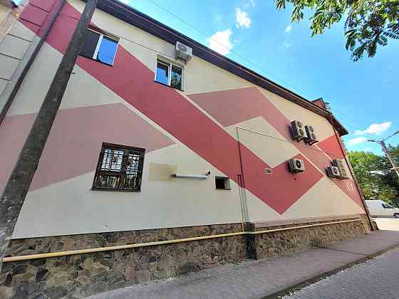 Продаж торгове приміщення на Хмельницького Б. вул., 78 поверх - 1/3 Ivano-Frankivs'k