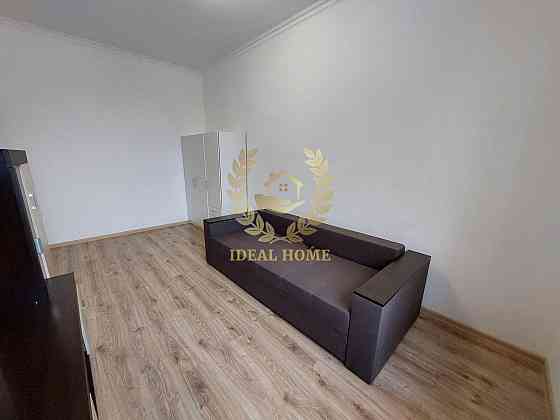 Продам 2-кімнатну квартиру у Святопетрівському 