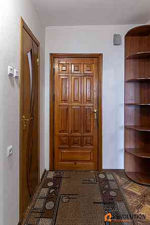 Оренда Квартира 1-кімнатна, 4/18 поверх на Лариси Руденко, 3б Київ