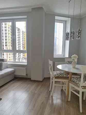 Оренда Квартира 2-кімнатна, 7/23 поверх на Академіка Глушкова, 9в Kiev