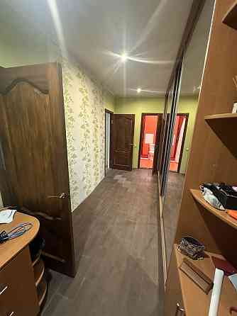 Продаж Квартира 2-кімнатна, 16/24 поверх на Урлівська вул., д. 11/44 Киев