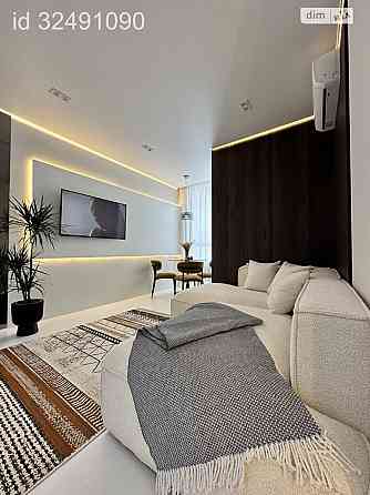 Продаж Квартира 1-кімнатна, 8/26 поверх на Вірменська, 8/127 Київ