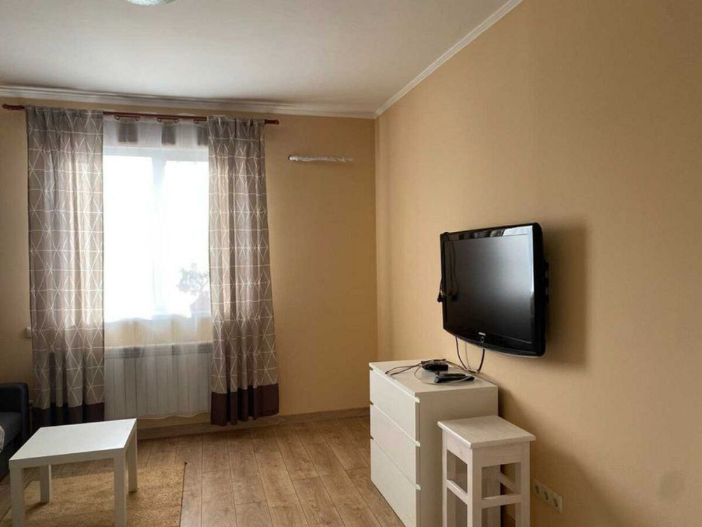 Оренда Квартира 1-кімнатна, 1/2 поверх на Харченка, 67 Київ - фото 1