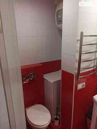 Продаж Квартира 1-кімнатна, 1/9 поверх на Героїв полку Азов вул., 28б Kiev