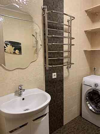 Оренда Квартира 1-кімнатна, 16/18 поверх на Ломоносова, 50/2 Киев