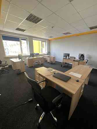 Оренда приміщення вільного призначення на вул. Зелена приміщень - 10, поверх - 3/5 Львів