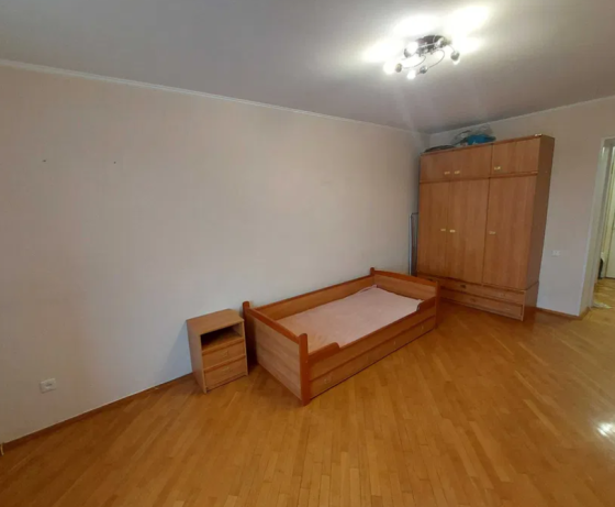 Продам 5-ти комнатную квартиру Одесса