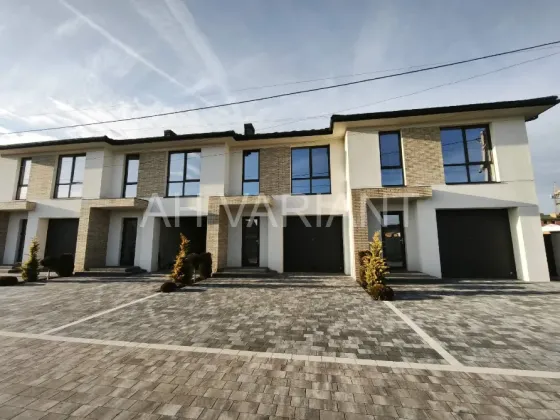 Продаж 2-поверховий Котедж з ділянкою 1.5 сот 120 кв.м 3 кімн. на Дулова Минай