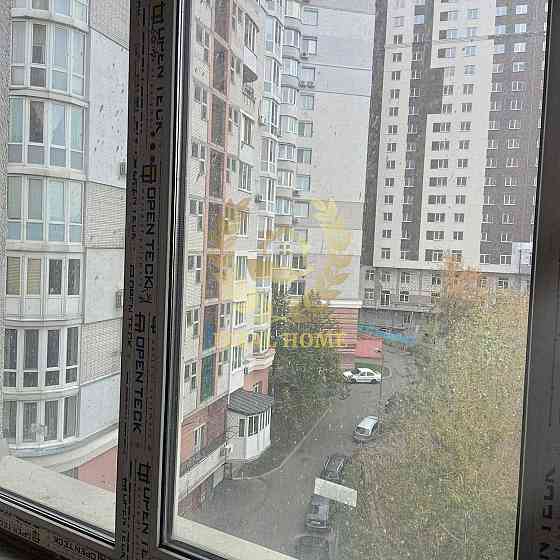 Продам квартиру Київ, Українська вул. Київ