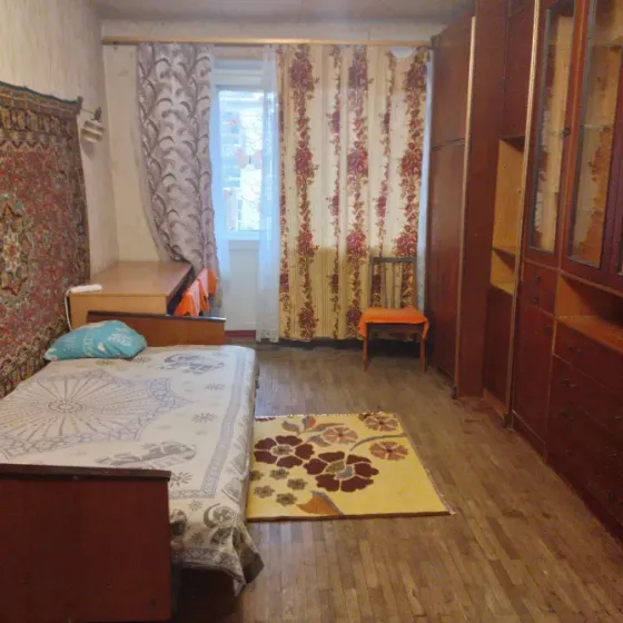 I will rent a simple - modest 1-room apartment on Cheryomushki street Kosmonavtov/Ost. 