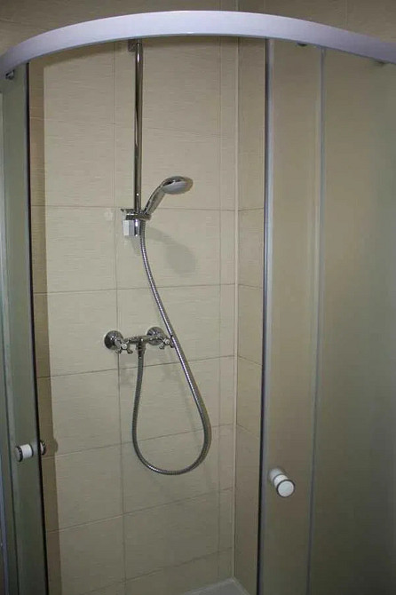 Оренда Квартира 1-кімнатна, 15/15 поверх на вул. Драгоманова, 1А Киев - изображение 9