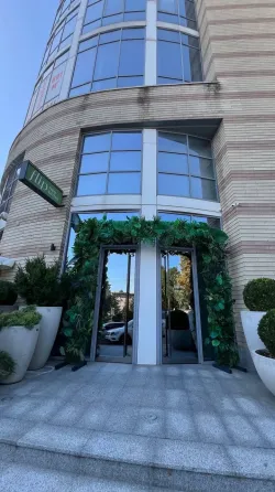 Продаж Ресторан / кафе / бар / кав’ярня площа 340 кв.м на Дмитра Яворницького 1а Дніпро