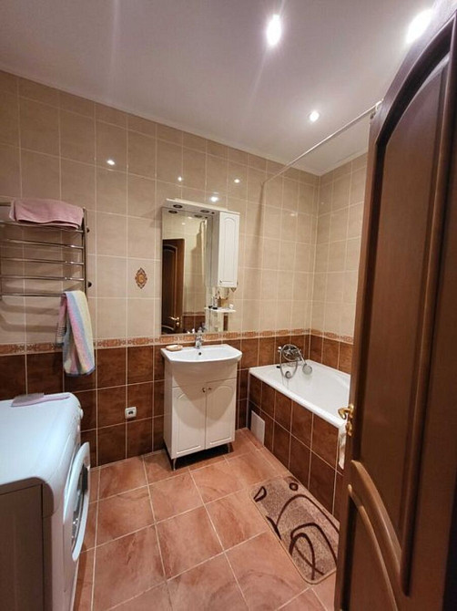 Продаж Квартира 2-кімнатна, 18/36 поверх на Срібнокільська, 1 Київ - фото 8