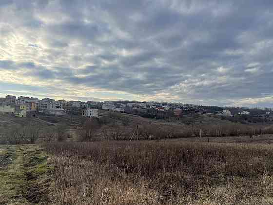 Продається ділянка в с.Підгороднє. Площа ділянки 10.55 сотих. Підгородне