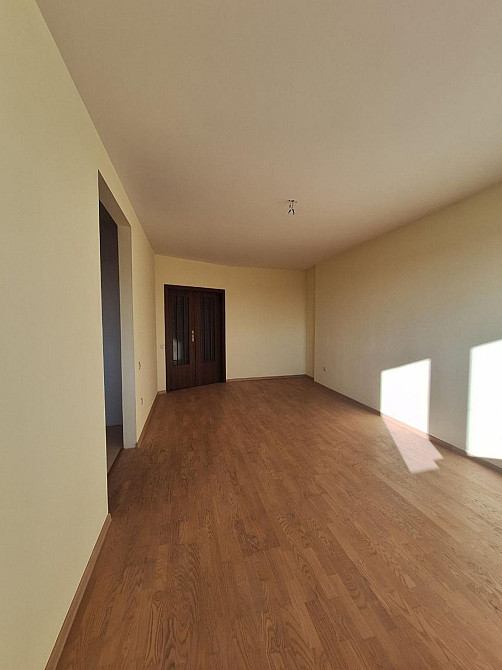 Продаж Квартира 5-кімнатна, 3/6 поверх на вул. Соборна Рівне - фото 1