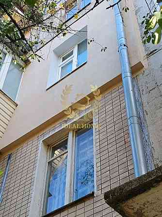 Продаж Квартира 3-кімнатна на Щусева ул., 12 Kiev