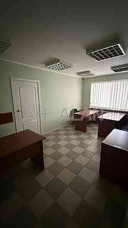 Оренда Будинок 3-кімнатний на Межигірська вул., 54 Kiev