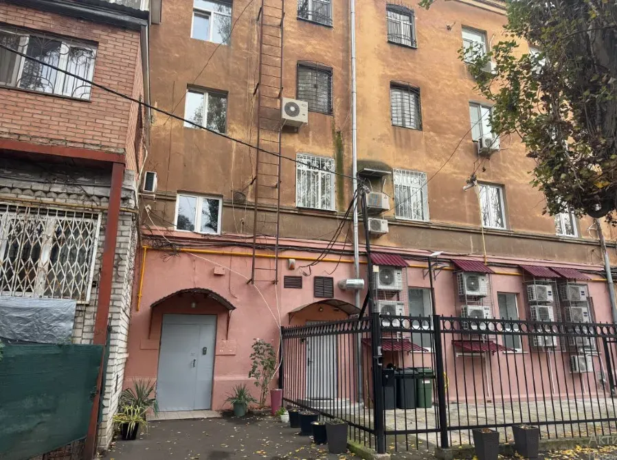 For sale 2-room Apartment 63 sq.m леонтовича Odessa - photo 2