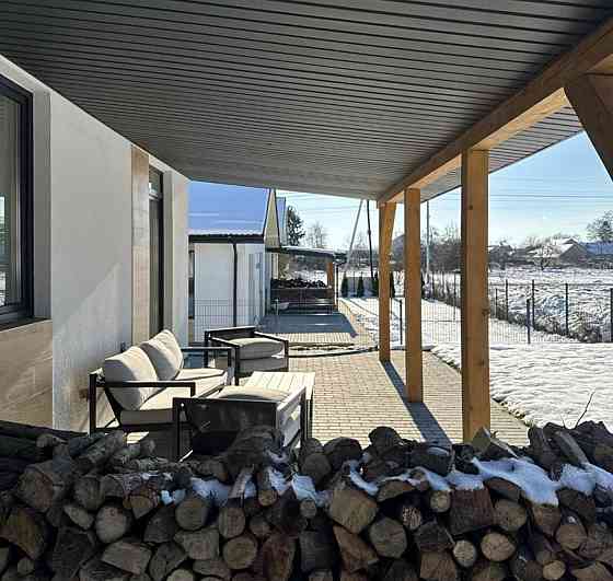 Продаж Будинок 2-кімнатний на вул. Львівська Пидберизци