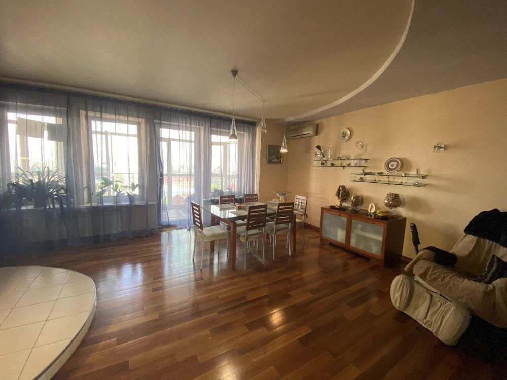 Продаж Квартира 4-кімнатна, 12/13 поверх на Юрія Іллєнка вул., д. 83Д Kiev - photo 1