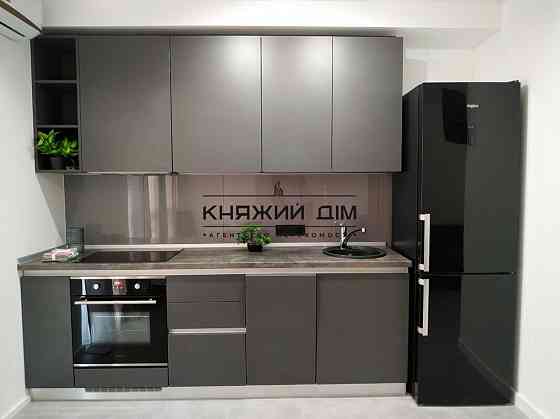 Оренда Квартира 1-кімнатна, 17/25 поверх на Предславинская ул. Kiev