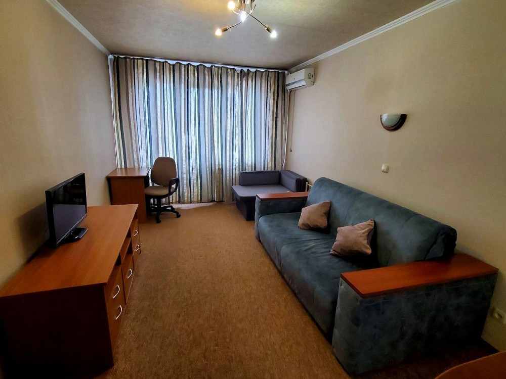 Оренда Квартира 1-кімнатна, 10/16 поверх на просп. Володимира Івасюка, 27a Київ - фото 1