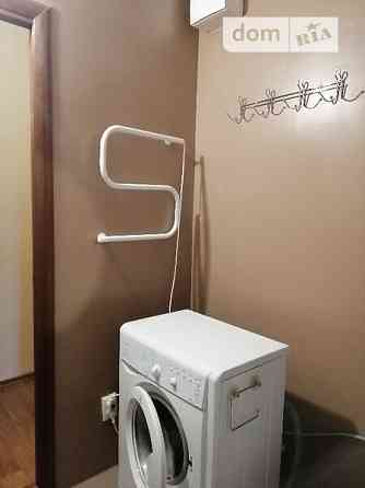 Оренда Квартира 1-кімнатна, 25/25 поверх на ул. Софии Русовой Київ