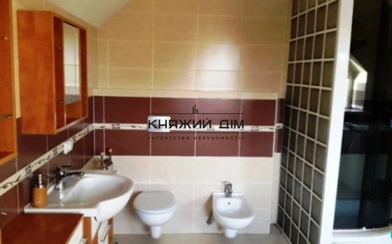 Продажа 2–х этажного дома общей площадью 205 м2. № 229466 