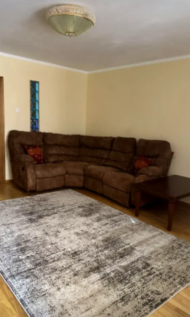 Оренда Квартира 4-кімнатна, 23/26 поверх на Братства Тарасівців, 12/37 Kiev