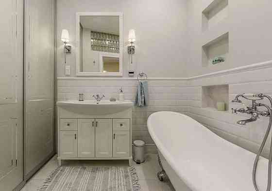 Оренда Квартира 3-кімнатна, 3/9 поверх на ул. Гоголевская Kiev