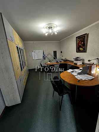 Продаж Будинок 4-кімнатний на Саксаганського вул., 42 Київ