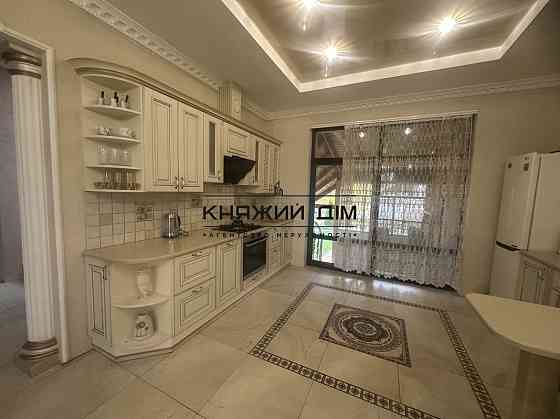 Оренда Будинок на Кринична ул. Kiev