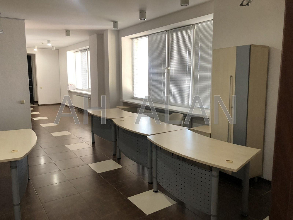 Продаж Будинок 3-кімнатний на вул. Василя Тютюнника Київ - фото 1