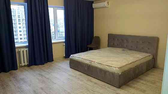 Оренда Квартира 1-кімнатна, 10/20 поверх на Братства Тарасівців, 12/37 Київ