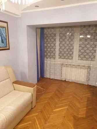 Оренда Квартира 2-кімнатна, 1/9 поверх на ул. Ивана Выговского, 11 Київ